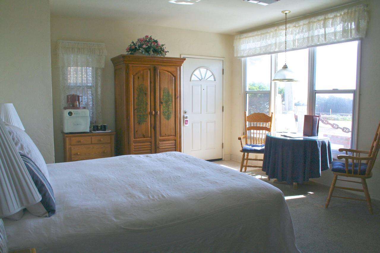 Captain'S Cove Inn Cambria Bagian luar foto